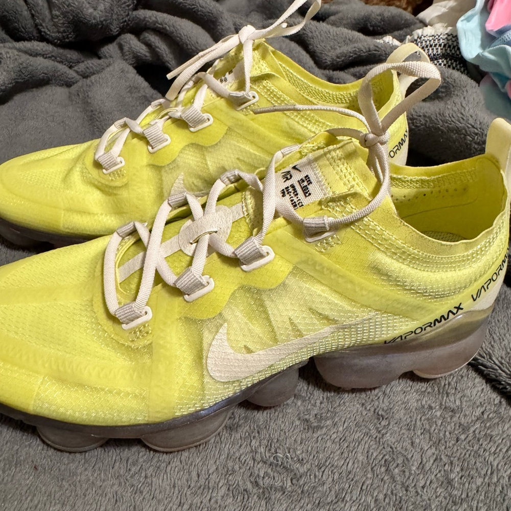 Nike VaporMax Women's Neon Yellow White Sneakers